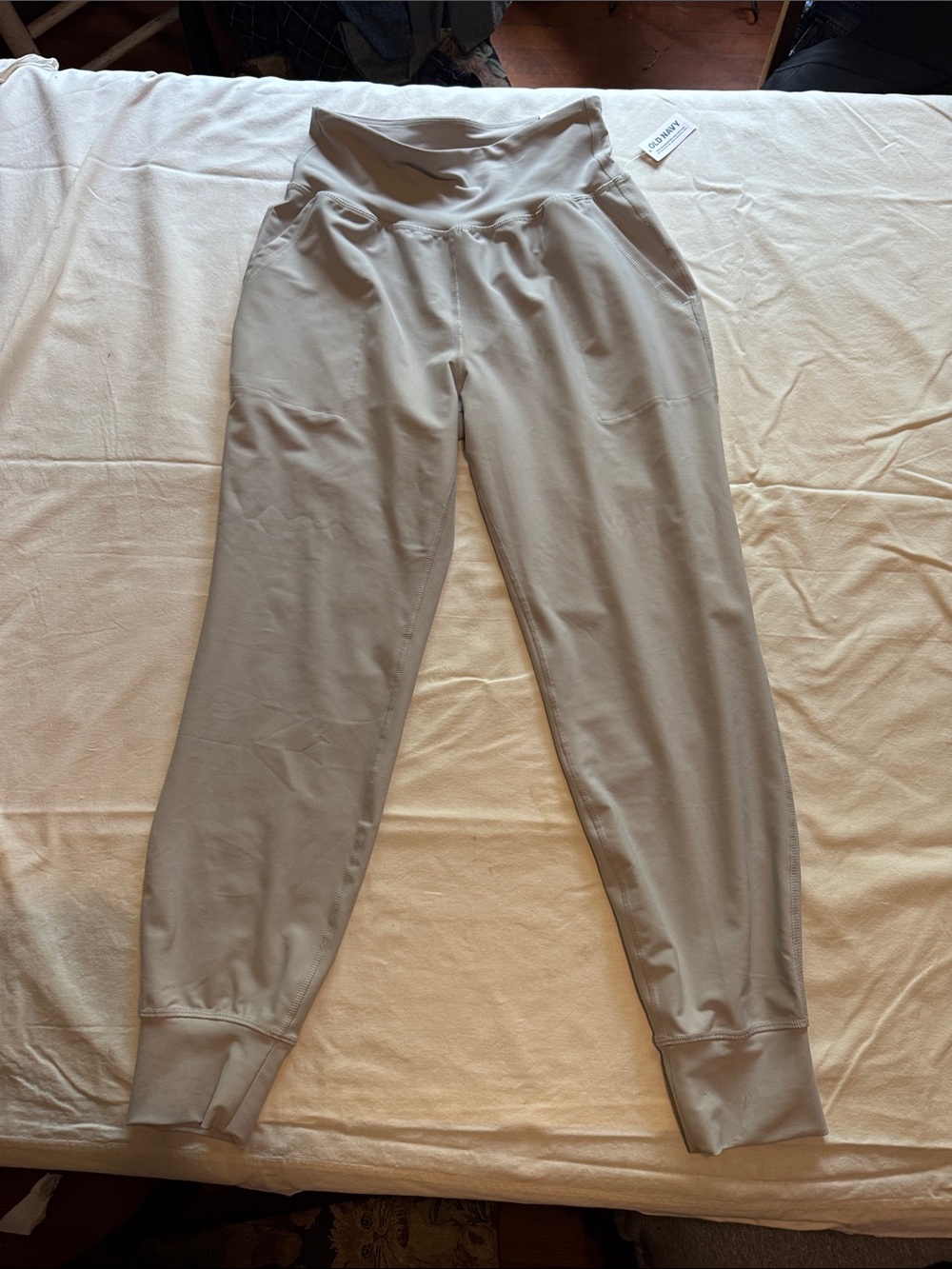 Women’s Old Navy High Rise Jogger NWT Gray Size Medium